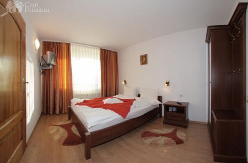 Pensiunea Boema Piatra Neamţ Buitenkant foto